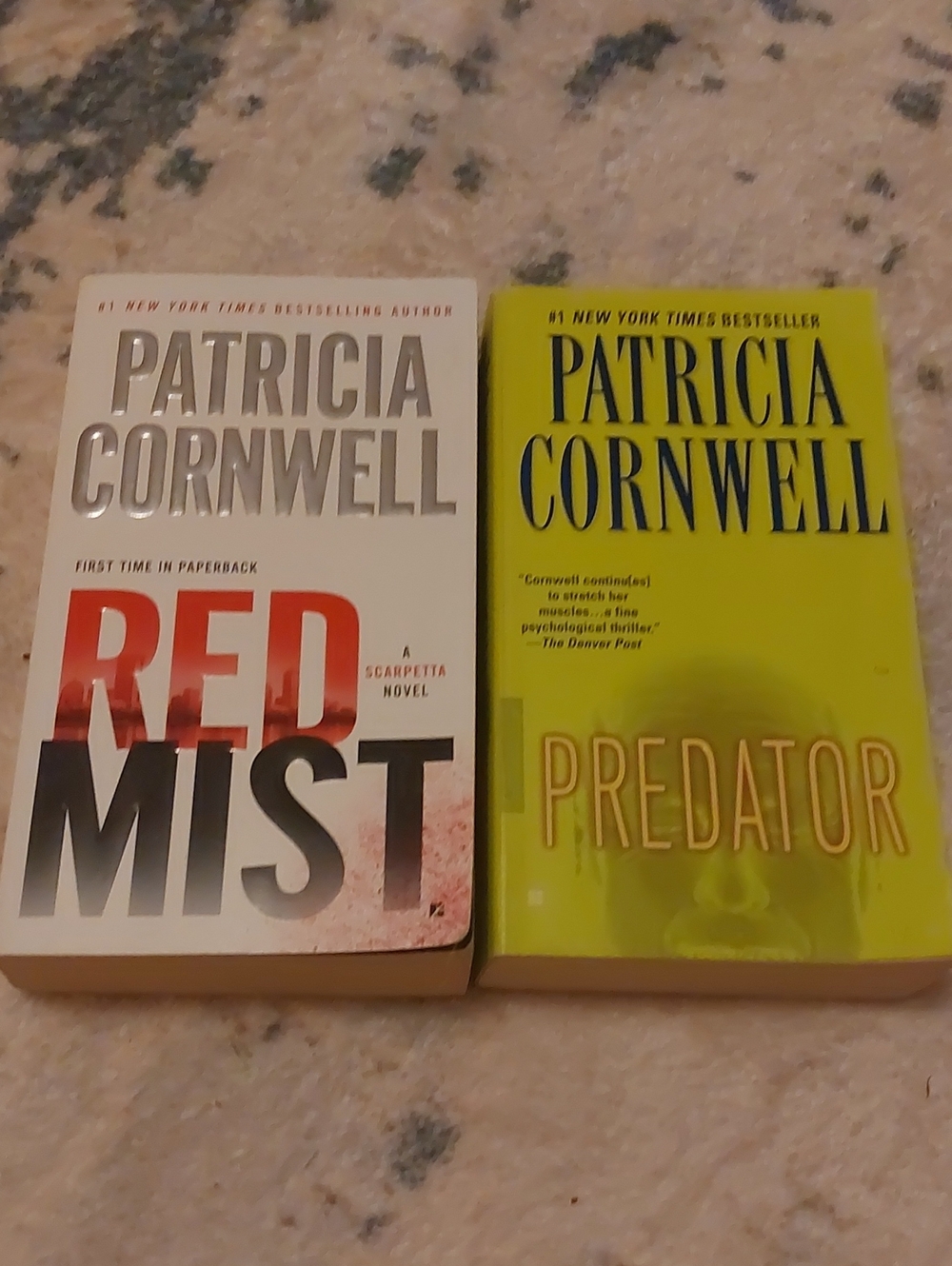 Patricia Cornwell Scarpetta Series Paperback Book Lot (Predator & Red Mist)